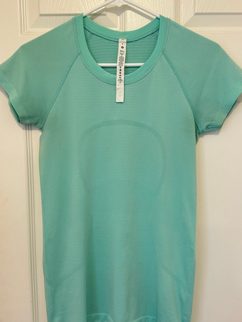 lululemon athletica Mint Aqua Short Sleeve Performance Tee
